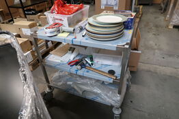 Opbevaringsvogn med indhold