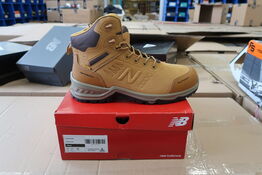 1 Par New Balance | Model CONTOUR BLACK | Brun | 45 Model nr: 1699979