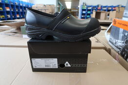 1 Par Bjerregaard | Sikkerhedstræsko | Sort | 47 Model nr: 311103