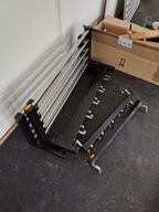 Parti knager, hattehylder og bøjler