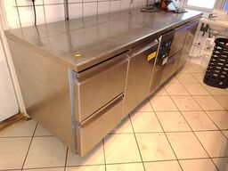 Stort køle/frysebord INTERLUX