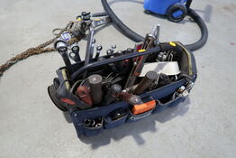 Værktøjstaske med div. Værktøj