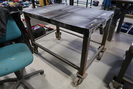 Arbejdsbord på hjul