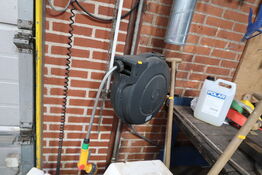 Kabeltromle med haveslange