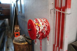 Div. Afskærmningsmateriel samt 2 stk. pakker med nedløbsrør