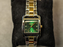 Ur DKNY City Midi 27x34,5 mm