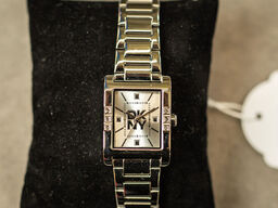 Ur DKNY Westside Glitz 30x22 mm