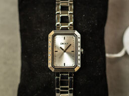 Ur DKNY Uptown Glitz 22x35,5 mm