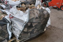 1 kbm. Brænde af ask