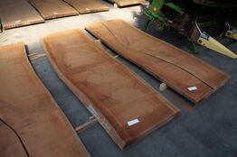 IROKO Planke (AFRIKANSK TEAKTRÆ)