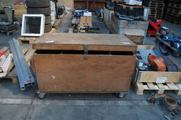 Værktøjskasse i træ inkl. 3 stk. elværktøj 