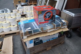 Palle med diverse elektronik 