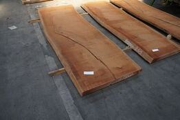 IROKO Planke (AFRIKANSK TEAKTRÆ)