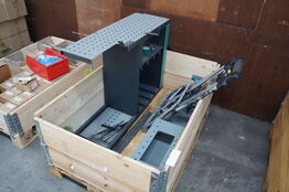 Værktøjsbord inkl. Skruestik