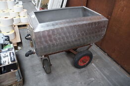 Mælke/fodervogn 