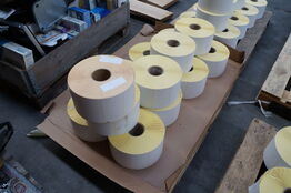 Palle med diverse labelpapir 