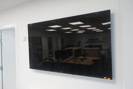 Fjernsyn PANASONIC med fjernbetjening