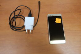 Mobiltelefon, HUAWEI m. lader
