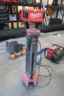 Arbejdslampe MILWAUKEE M18 HOSALC (akku)