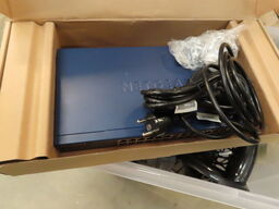 Kassesystemer samt switch 