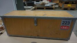 Nefab Værktøjskasse med blandet indhold 