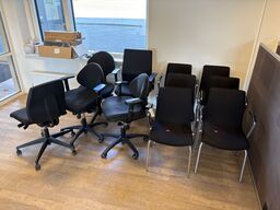 11 stk. stole & 2 stk. skillevægge