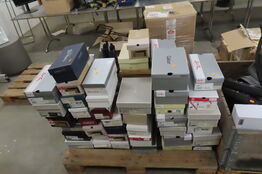 Palle med diverse sko