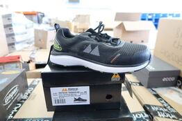 2 par sikkerhedssko Str. 40 MONITOR Model: Three 100 Ninety