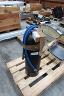 Universaltskyllebeholder WAECO