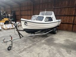 Båd inkl. bådtrailer