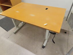 Hæve / sænkebord (130x80)