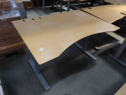 Hæve / sænkebord (140x98)