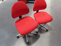 2 stk. Røde kontorstole