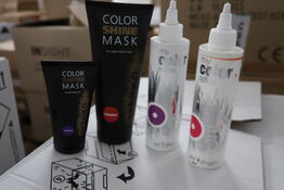 Kasse med blandet hårfarve ARTEGO