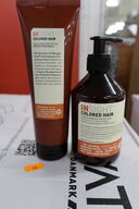 Kasse med assorterede hårprodukter INSIGHT