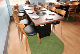 Bord med indbygget grill HNTAI ROASTER med 4 stk. stole