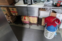 Gasflaske samt div. Sojasovs m.m.