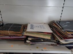 Diverse singler og LP'er på hylde