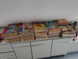 Stort lot tegneserier