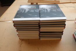 20 stk. bøger UNDERVEJS I BLODETS LAND