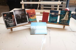 7 stk. bøger fra VALDEMAR