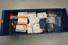 Kasse med div. MONT BLANC blæk