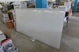 Whiteboard med whiteboard markers