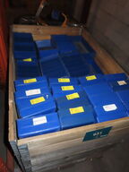 Sorteringskasser i blå plast