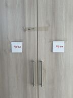 2 stk. samlet højskabe H: 214.4 x B: 40 x 60 cm uden sokkel.