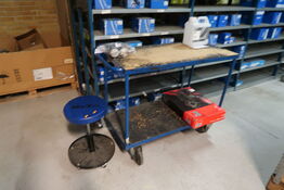 Opbevaringsvogn samt værkstedsstol