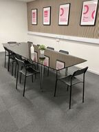 Mødebord m. 10 stole 300x110 cm