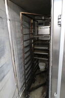 2 stk. stikvogne med div. Bageplader og forme