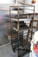 Stikvogn med div. Indhold