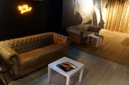 2 stk. sofaer & 2 stk. borde